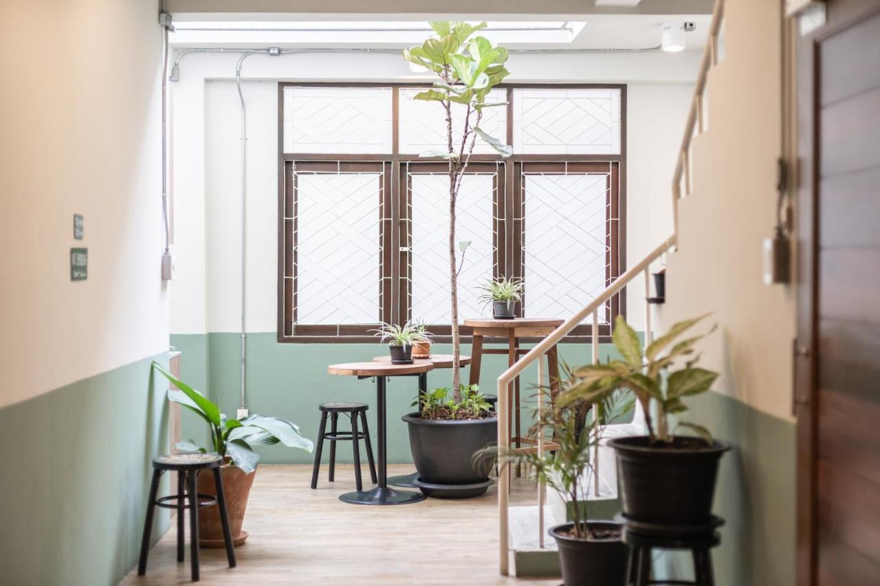 Better Moon Guesthouse Bangkok Zewnętrze zdjęcie